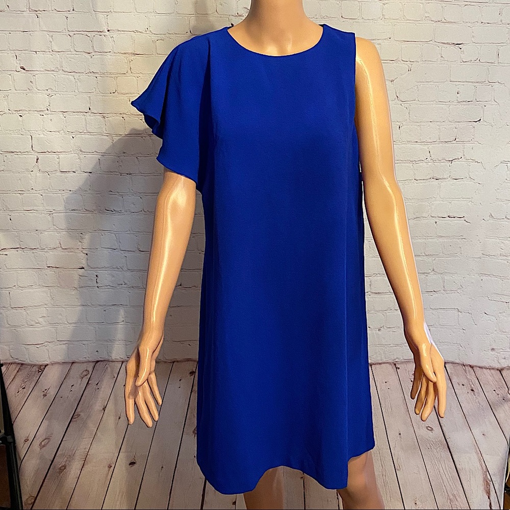 Chelsea 28 bright blue one shoulder dress NWT size medium